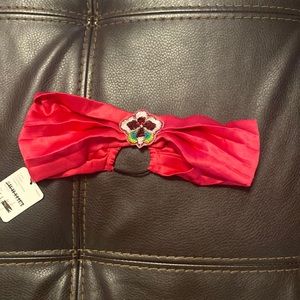 Head band with design